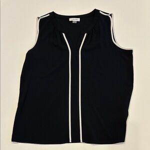 Calvin Klein Women's Navy and White Sleeveless Blouse